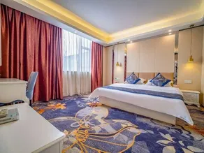 World Crown Hotel Liuzhou - Image 3
