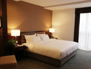 Yigoo Business Hotel - Image 2