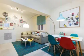 Mint Urban Suites Contemporary Home - Image 4