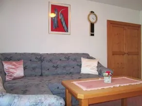 Haus Heel - Image 4