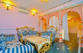 River Palace - Image 4