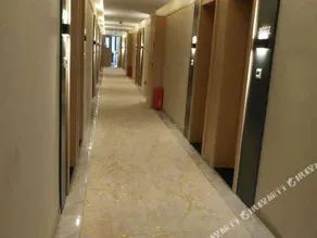 Chongqing Yishi Rongtai Hotel - Image 3