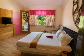 Hill Zill Resort - Image 4
