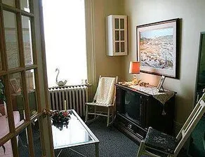 Sommerville Court Motel Bed And Breakfast - Image 4