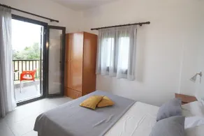 Villa Alexandra Suites - Image 3