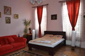Cosy Studio - Image 3