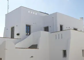 Alia - Image 5