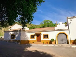 3 bedrooms house with terrace and wifi at Huelma - Image 1