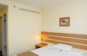 Home Inn - Image 2