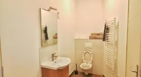 Apartman Poirot Balcony - Image 4