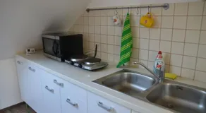 Sunshine Apartment Velence - Image 5
