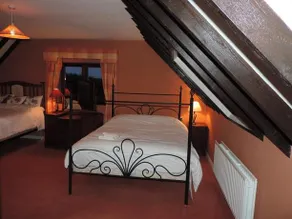 White Stone Cottage - Image 5
