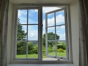 Twitchen Farm Bed & Breakfast - Image 3