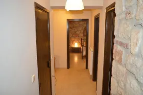 Stone House Tamara - Image 2