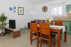 Robinzon Villa Zavala - Image 2