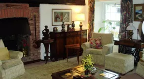 Rose Cottage Guest House - Image 2