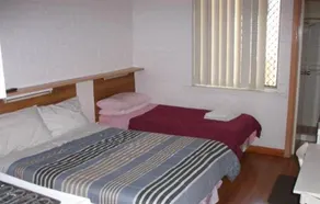 Dover Motel - Image 4