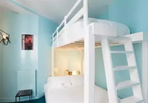 Hôtel Grand Amour - Image 2
