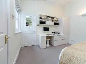 Veeve 2 Bed House On Stoneleigh Place Holland Park - Image 3