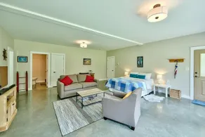 Peaks Bed And Breakfast - Image 2