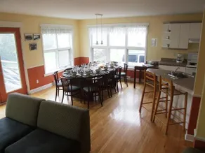 Une Grande Maison De Chalets Village Au Mont Sainte Anne - Image 5