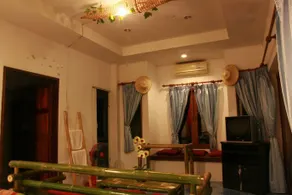 Hinkong Resort - Image 2