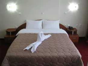 Hotel Aqualina - Image 5