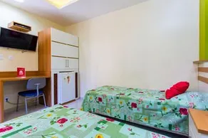ZEN Rooms Ferreira Viana - Image 4