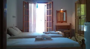 Saint Sunday Parga - Image 3