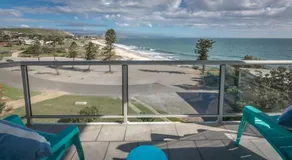 King of North Bay - 103 Gold Coast Drive - Image 2