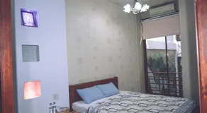 Happy House - Image 4
