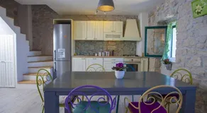 Ctma 108/Charming Holiday House With Whirlpool In Makarska Up To 4 + 1 Persons - Image 3