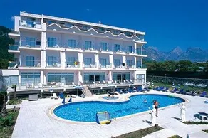 HOTEL LA PERLA RESORT - Image 2