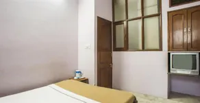 Hotel Satyam - Image 4