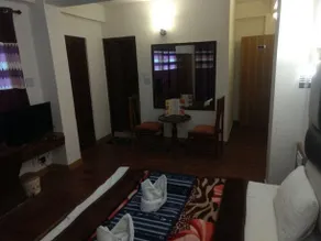 Hotel Laljee - Image 5
