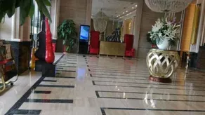 Gentleman Hotel - Image 3