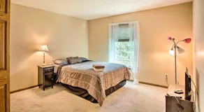 Executive Eden Prairie Home w/Deck Game Room - Image 2