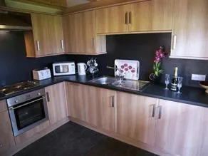 Benview Lodges - Image 3