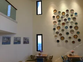 DOLPHIN INN - Image 3