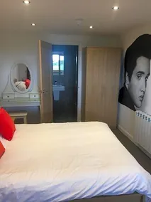 Rutland Point Rooms - Image 2