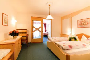 Wohlfühl-Hotel Lena - Image 4