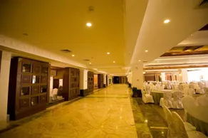 Jin Ling Museum Hotel - Image 4