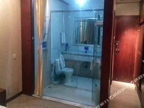 AMAZING INTERNATIONAL HOTEL - Image 5
