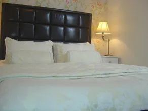 Betty York Self-catering Flat - Image 4