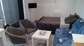 Studio neuf tout confort tres calme - Image 3