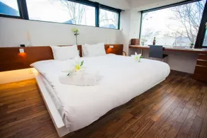 Shikaku Apartments - Image 4