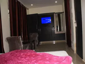 Puri Guest House & Hotel - Image 2