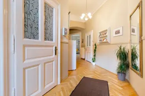 Splendid Home - Image 3