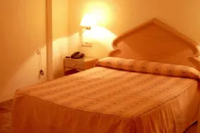 Hotel El Sol - Image 4