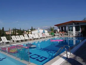 Gikas Apartments - Image 2